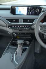 Lexus UX200 F-Sport 2019 года (ZA)